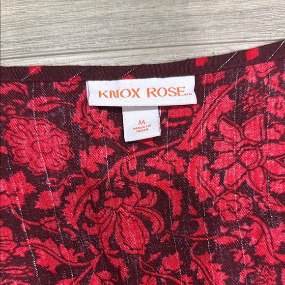 Floral Red Top - Picture 3 of 6